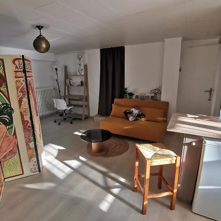 Les Ecureuils Apartment Pasly Exterior photo